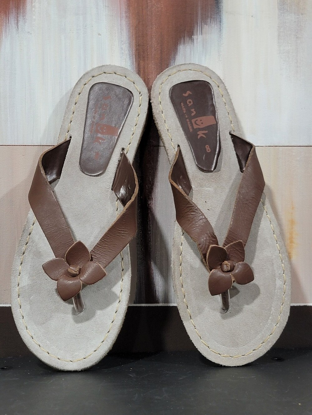 Sanuk Women's Brown Flip Flops Size 8 Summer Casual Bohemian Sandals